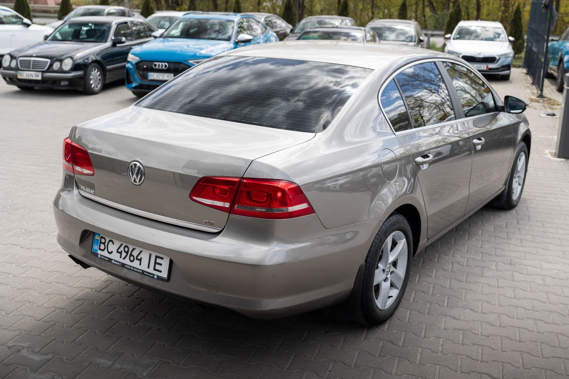vw passat b7 thumbnail 7
