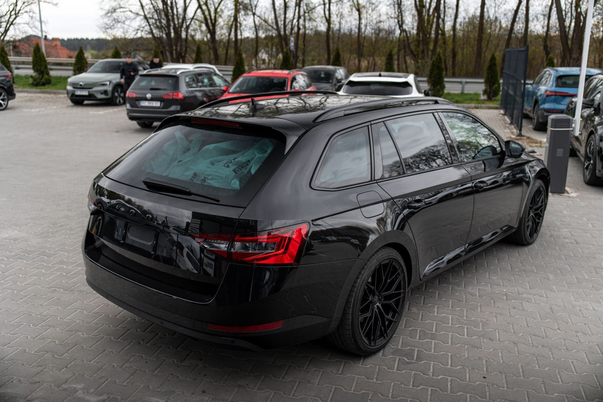 skoda superb thumbnail 7