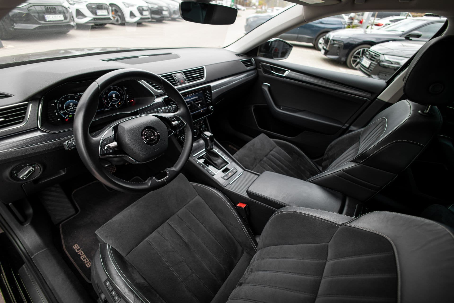 skoda superb thumbnail 8