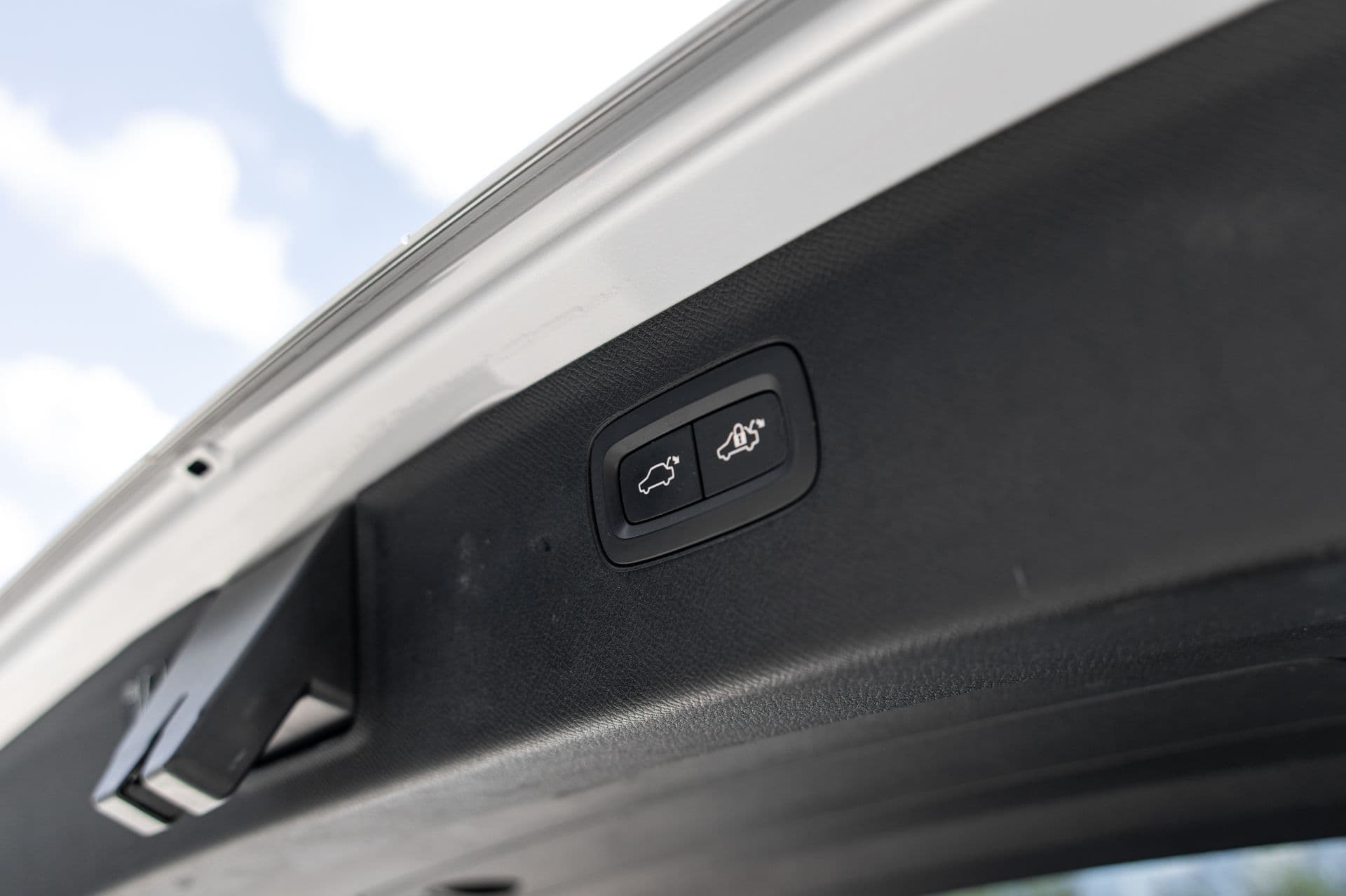 volvo xc90 thumbnail 15