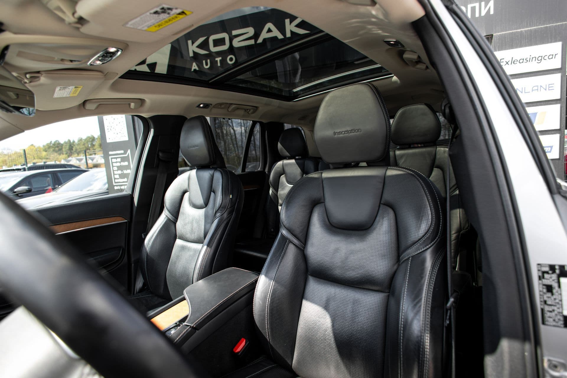 volvo xc90 thumbnail 11
