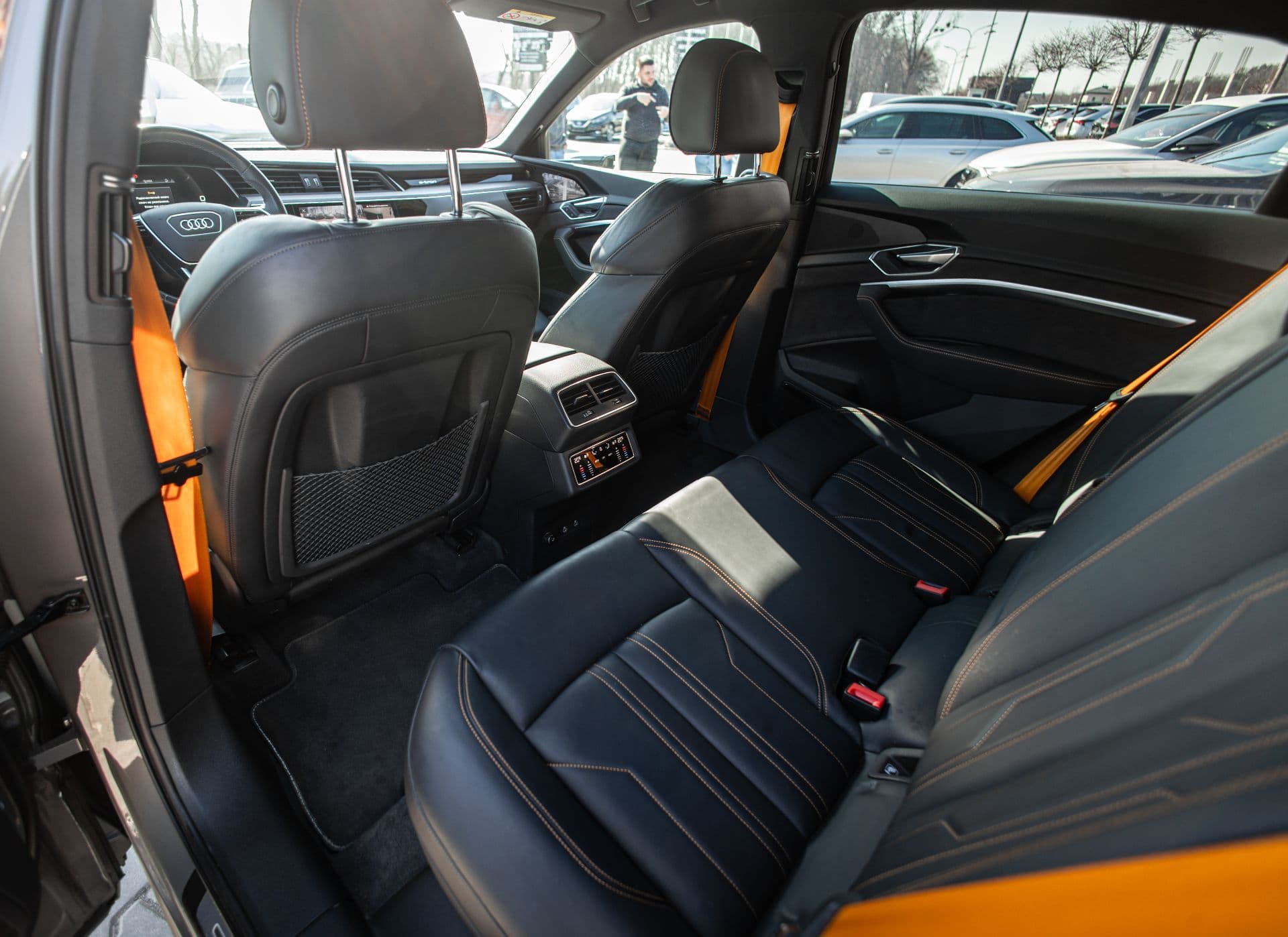AUDI E-TRON SPORTBACK thumbnail 10