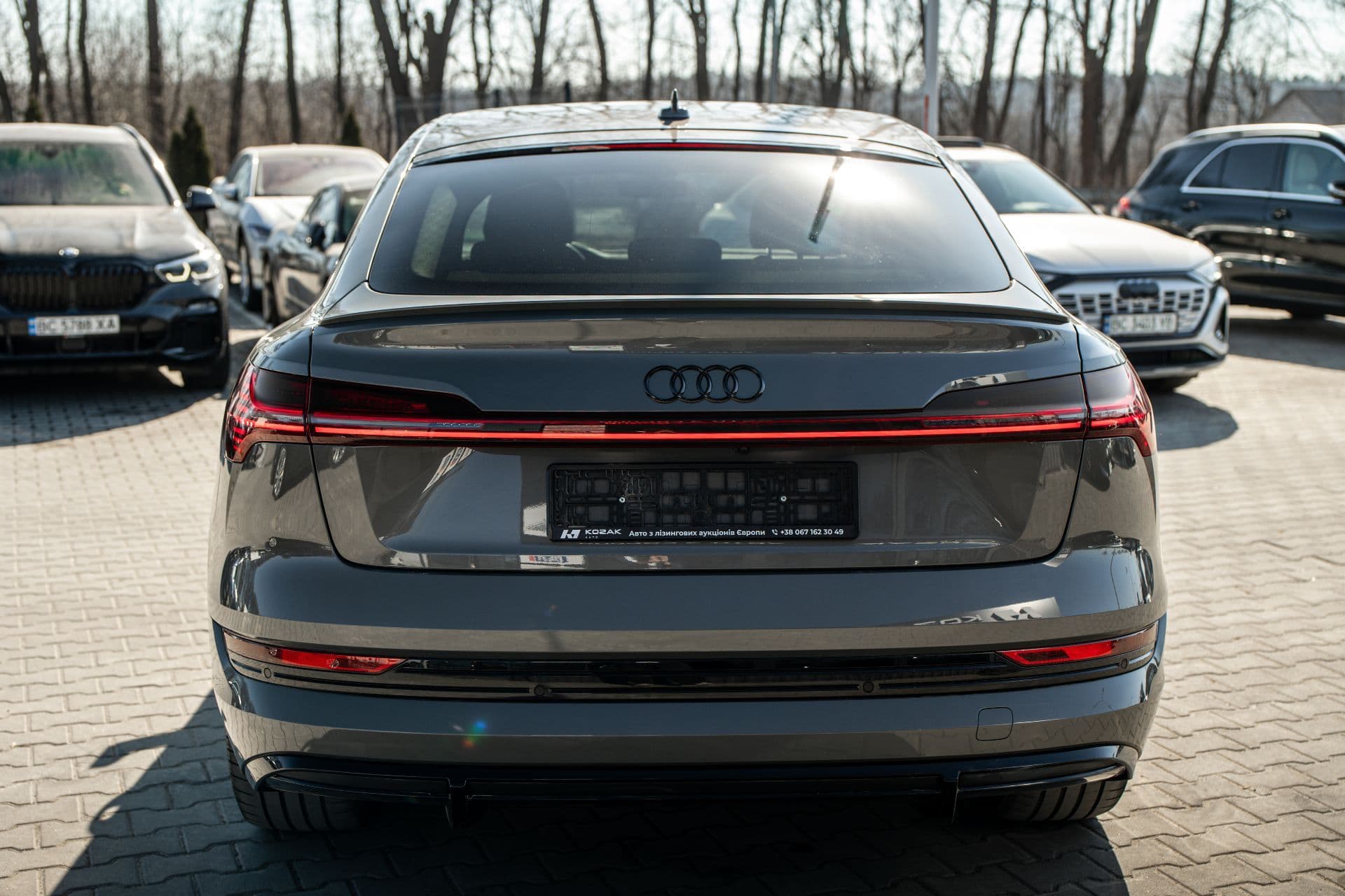 AUDI E-TRON SPORTBACK thumbnail 5