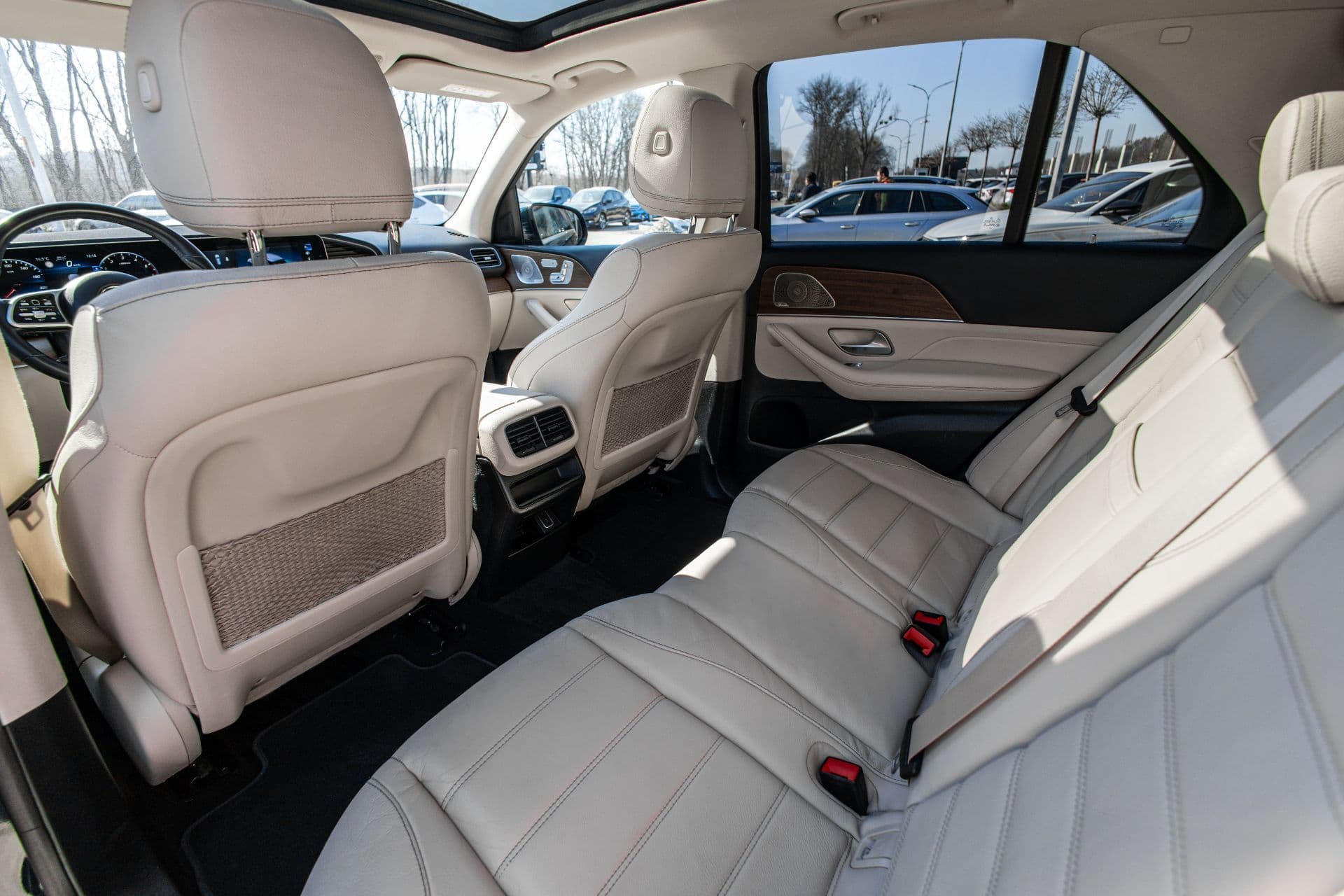 MERCEDES-BEBZ GLE 350DE thumbnail 14