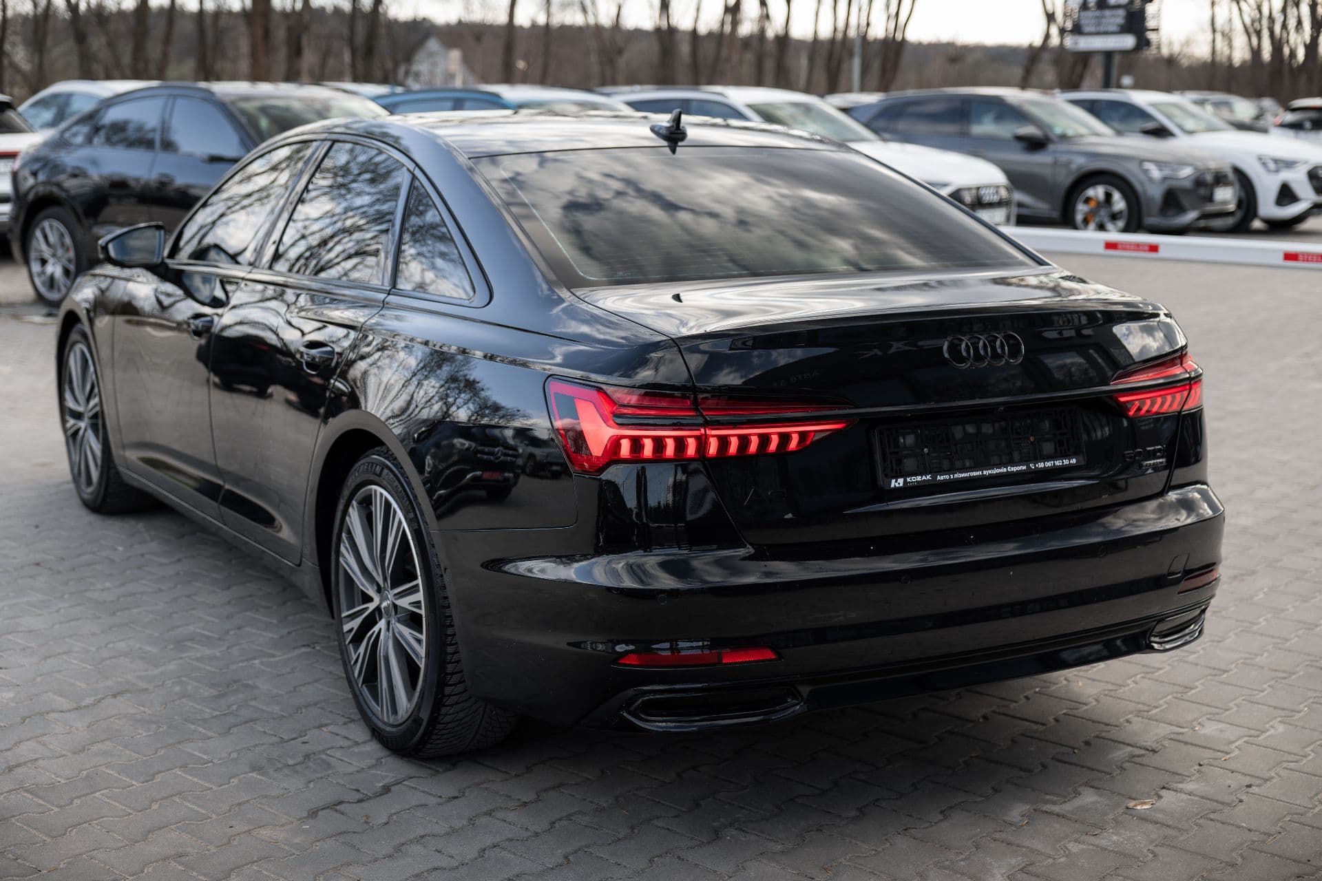 AUDI A6 C8 thumbnail 6