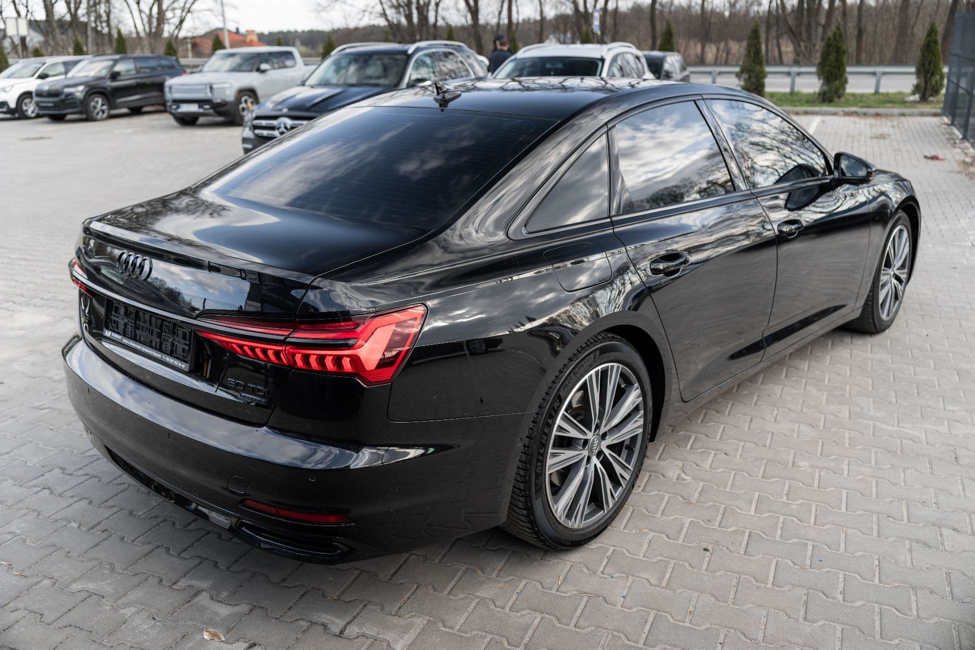 AUDI A6 C8 thumbnail 4