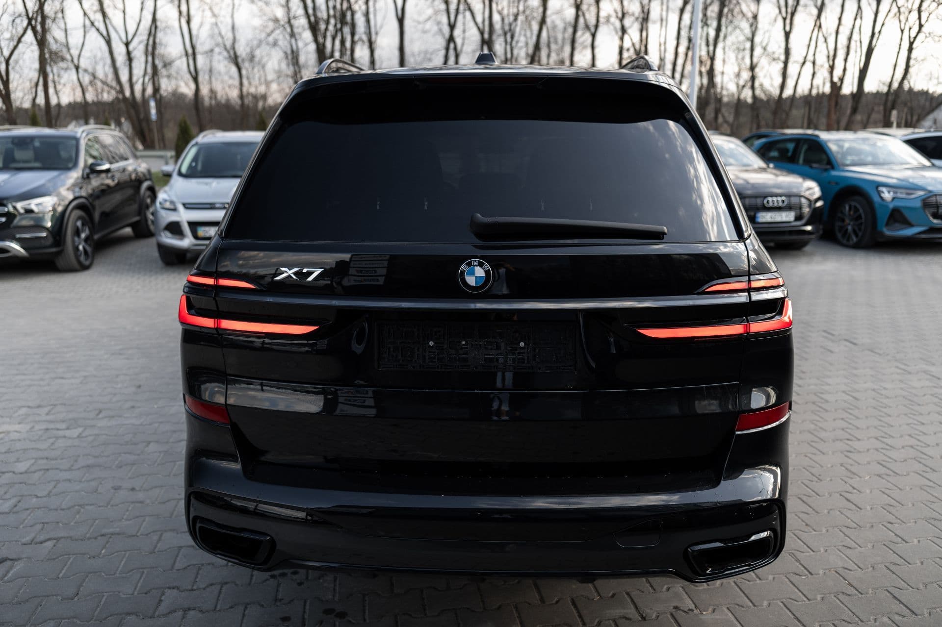 BMW X7 40i xDrive thumbnail 5