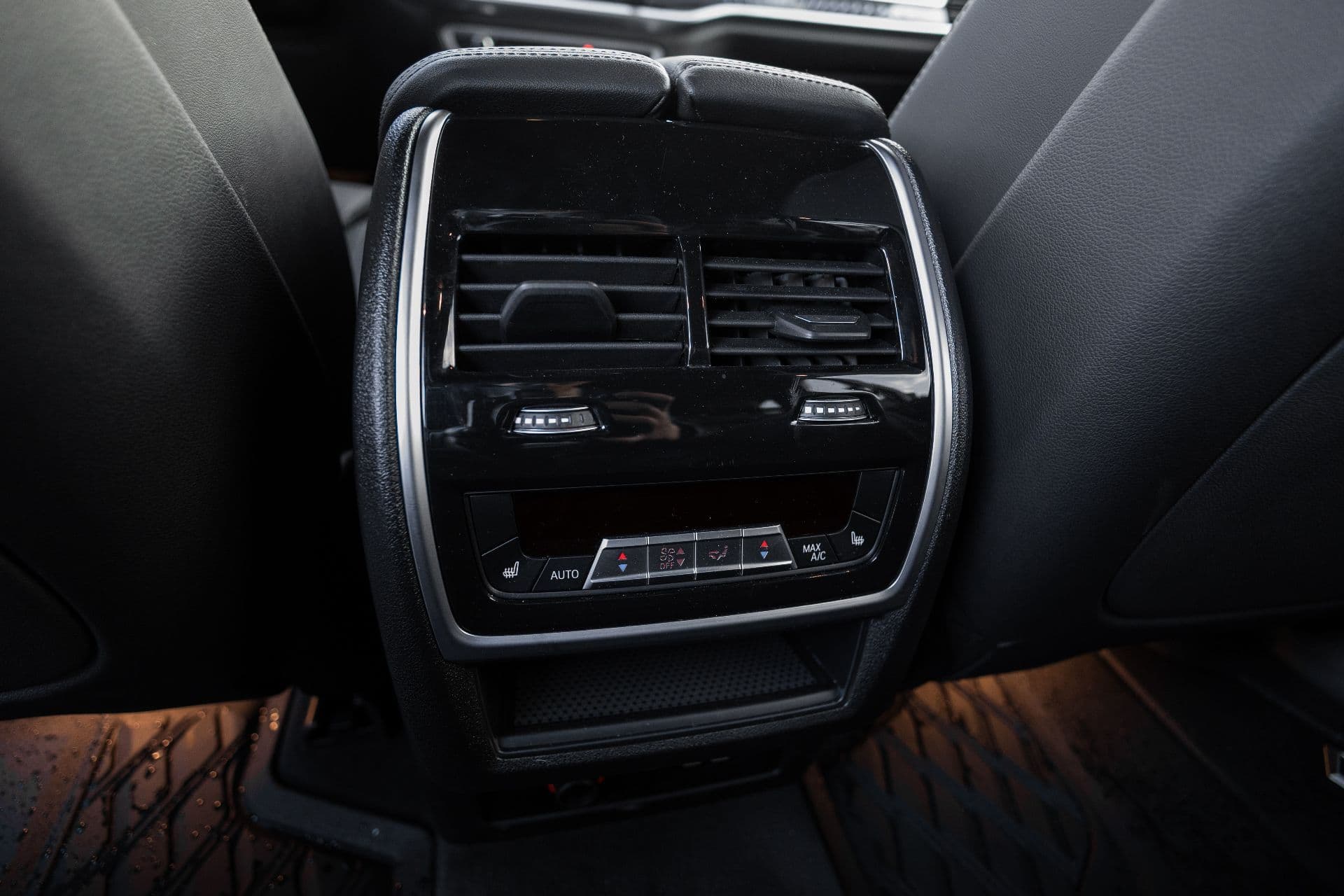 BMW X7 40i xDrive thumbnail 15